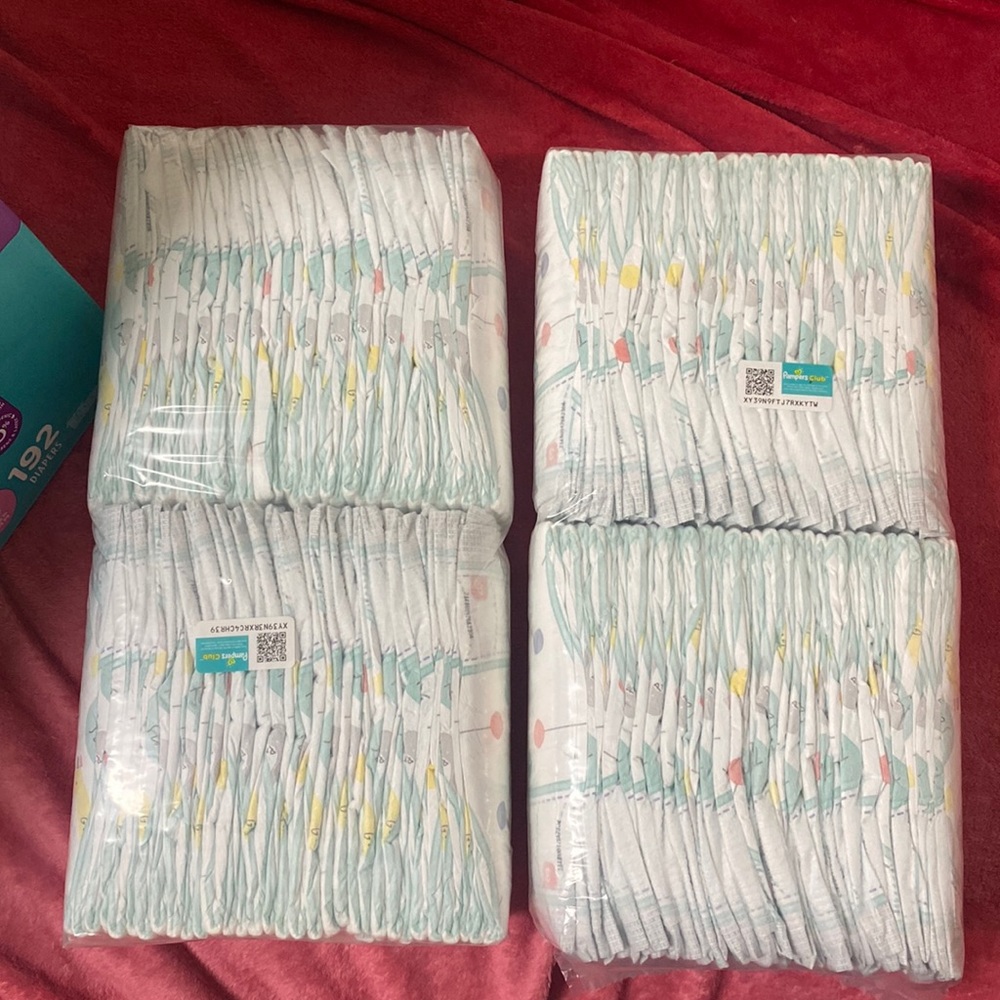 Baby pampers cruisers diapers